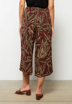 LC WAIKIKI Patterned Viscose Women Capri 13 LC WAIKIKI Patterned Viscose Women Capri -LC WAIKIKI popular shop lc waikiki 8936 4294036 6