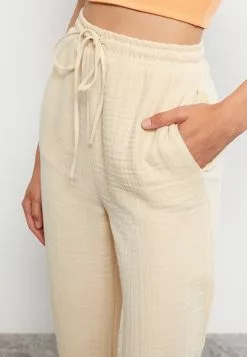 LC WAIKIKI Standard Fit Straight Women's Trousers 11 LC WAIKIKI Standard Fit Straight Women's Trousers -LC WAIKIKI popular shop lc waikiki 8946 4694036 4