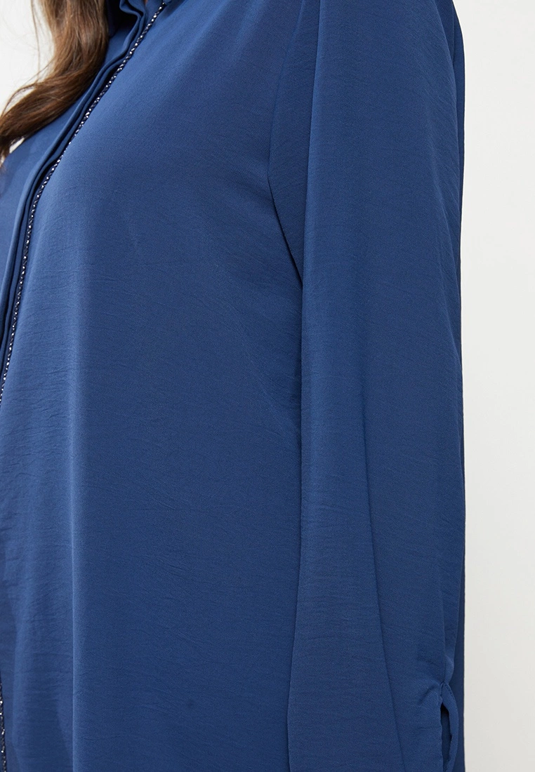 LC WAIKIKI Shirt Collar Straight Long Sleeve Women's Tunic 6 LC WAIKIKI Shirt Collar Straight Long Sleeve Women's Tunic - Image 4