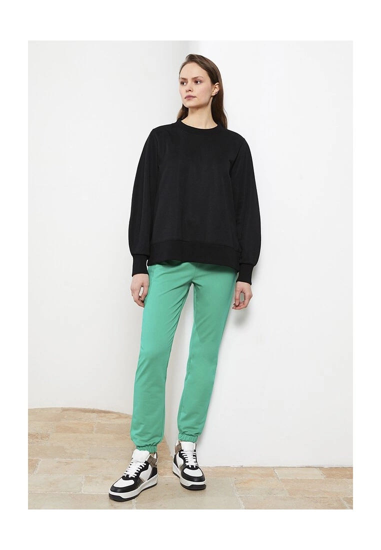 LC WAIKIKI Plain Jogger Sweatpants 7 LC WAIKIKI Plain Jogger Sweatpants - Image 5