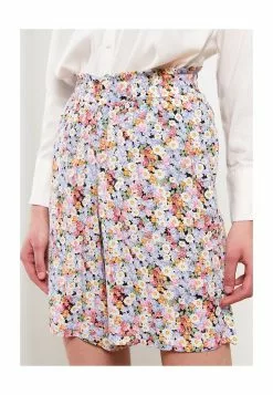 LC WAIKIKI Patterned Viscose Shorts 11 LC WAIKIKI Patterned Viscose Shorts -LC WAIKIKI popular shop lc waikiki 9288 9816726 3