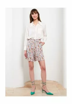 LC WAIKIKI Patterned Viscose Shorts 13 LC WAIKIKI Patterned Viscose Shorts -LC WAIKIKI popular shop lc waikiki 9288 9816726 5