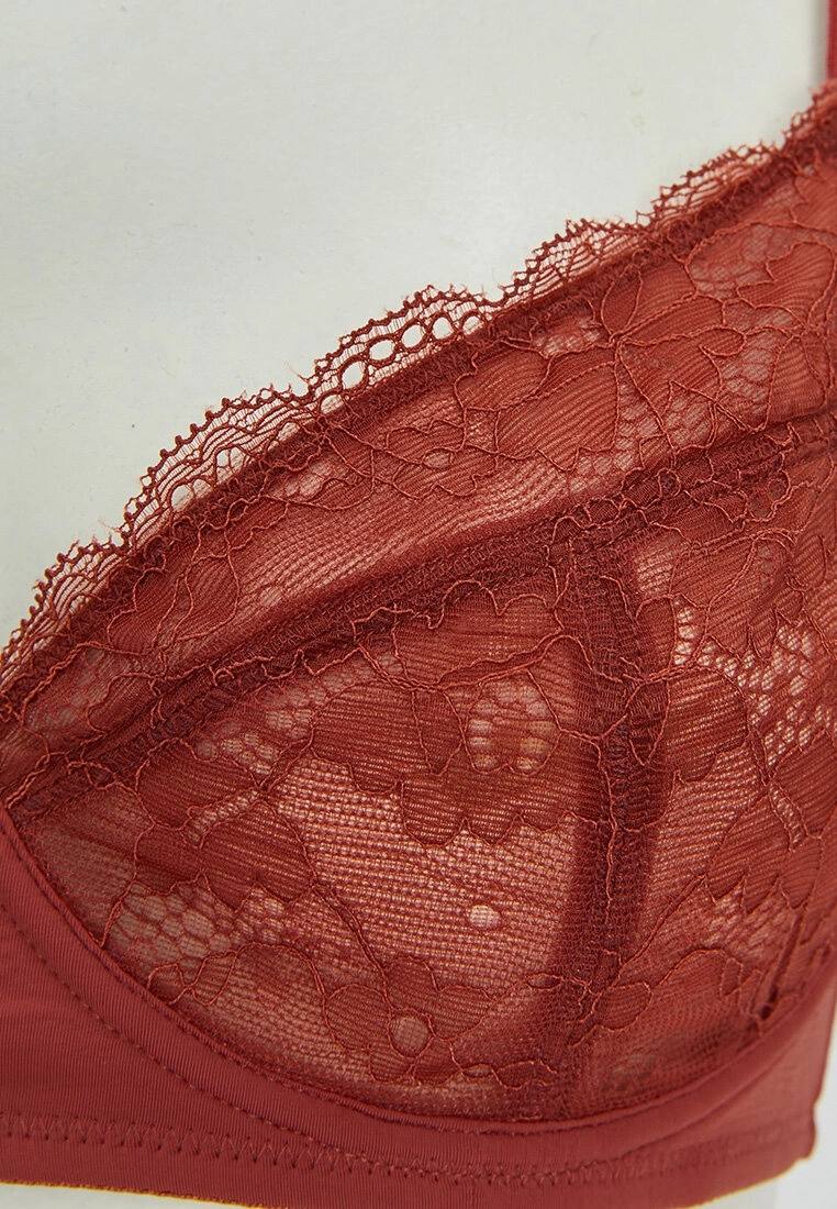 LC WAIKIKI Underwire Lace Detail Bra 5 LC WAIKIKI Underwire Lace Detail Bra - Image 3