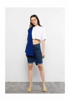 LC WAIKIKI Solid Crop Cotton Women T-Shirt -LC WAIKIKI popular shop lc waikiki 9550 1313716 4