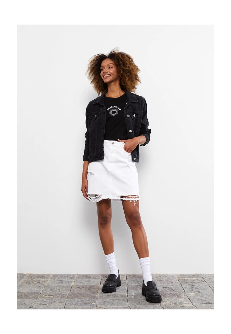 LC WAIKIKI Straight Fit Rodeo Jean Skirt 6 LC WAIKIKI Straight Fit Rodeo Jean Skirt - Image 4