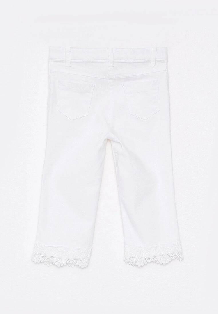 LC WAIKIKI Basic Cotton Baby Girl Trousers 4 LC WAIKIKI Basic Cotton Baby Girl Trousers - Image 2